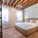 Domus Apostoli Balcony Appartement Venise
